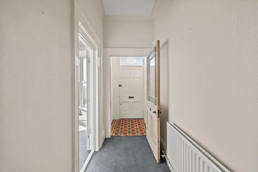 4 bed Terraced