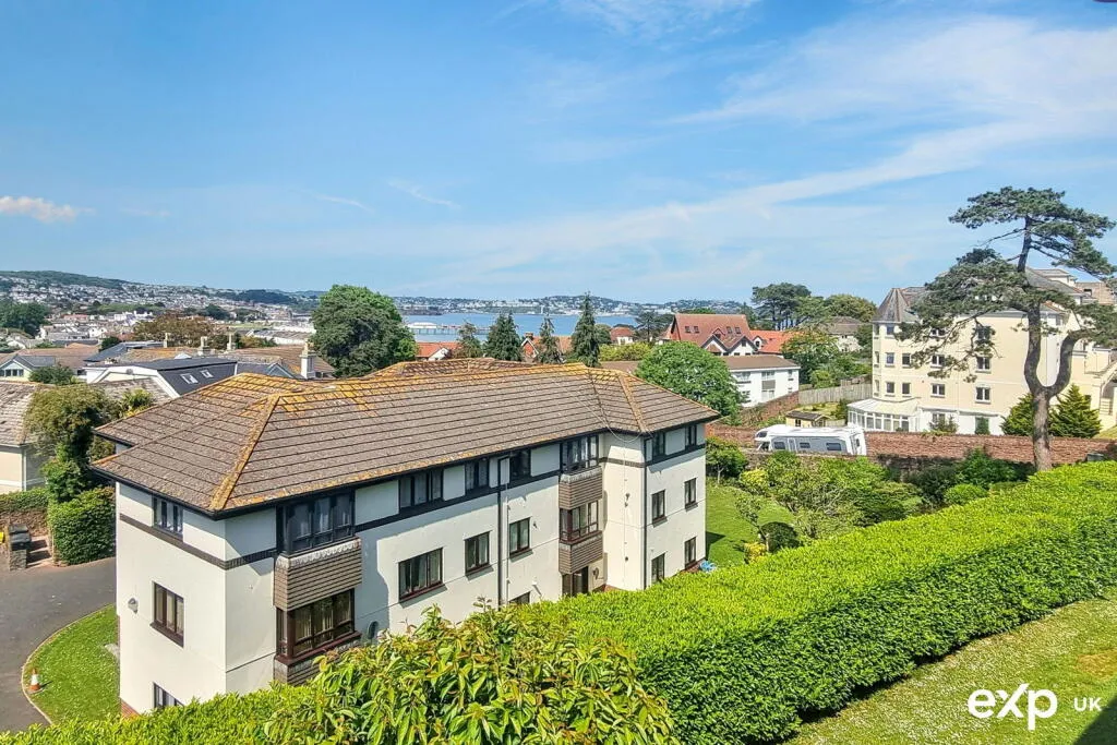 2 bed Apartment
