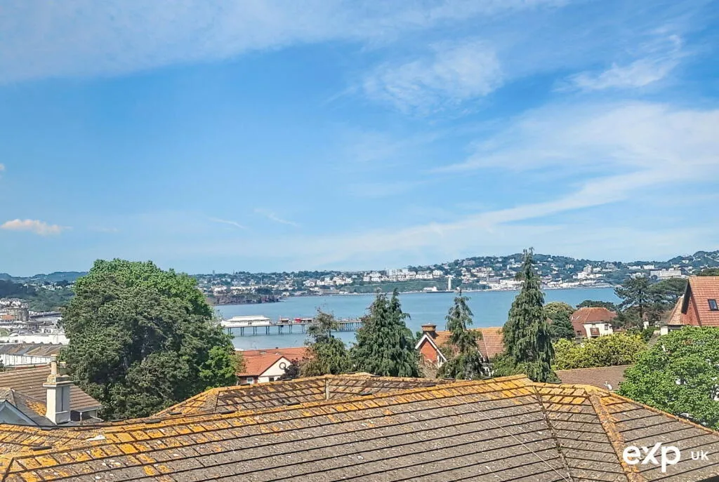 2 bed Apartment