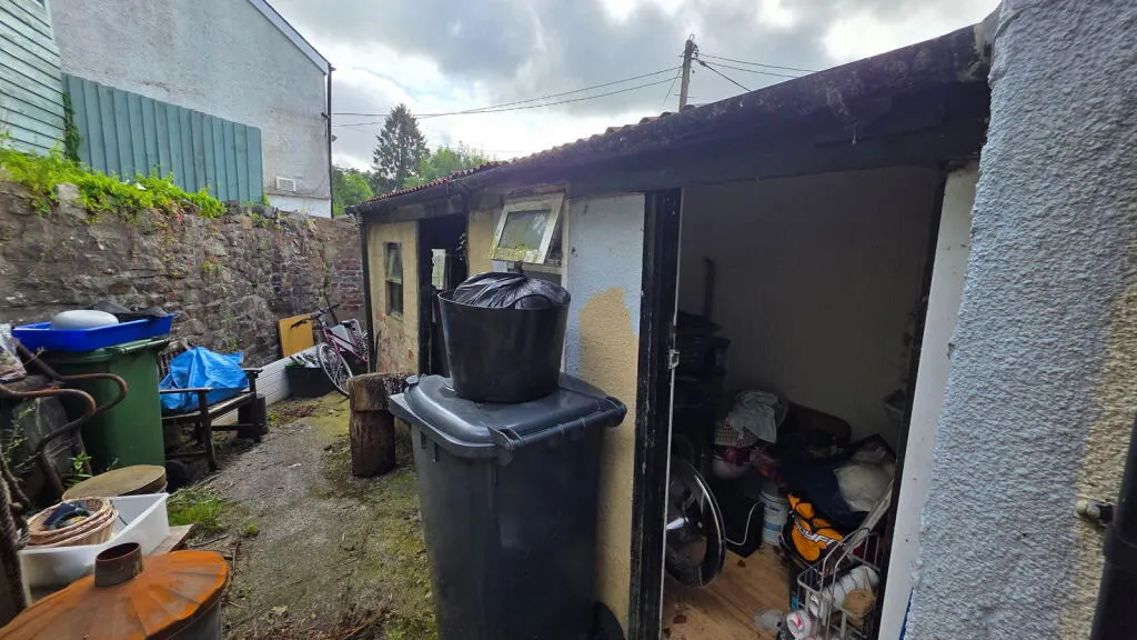 2 bed Terraced