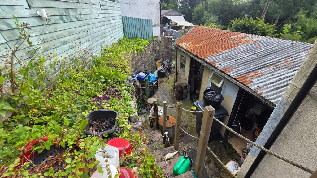 2 bed Terraced