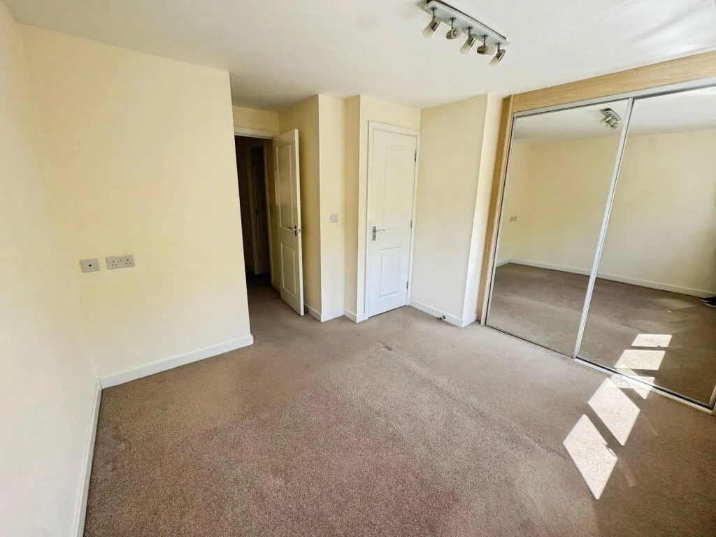 2 bed Terraced