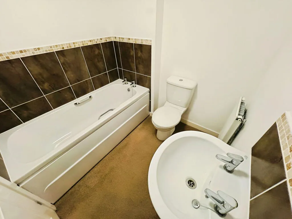2 bed Terraced