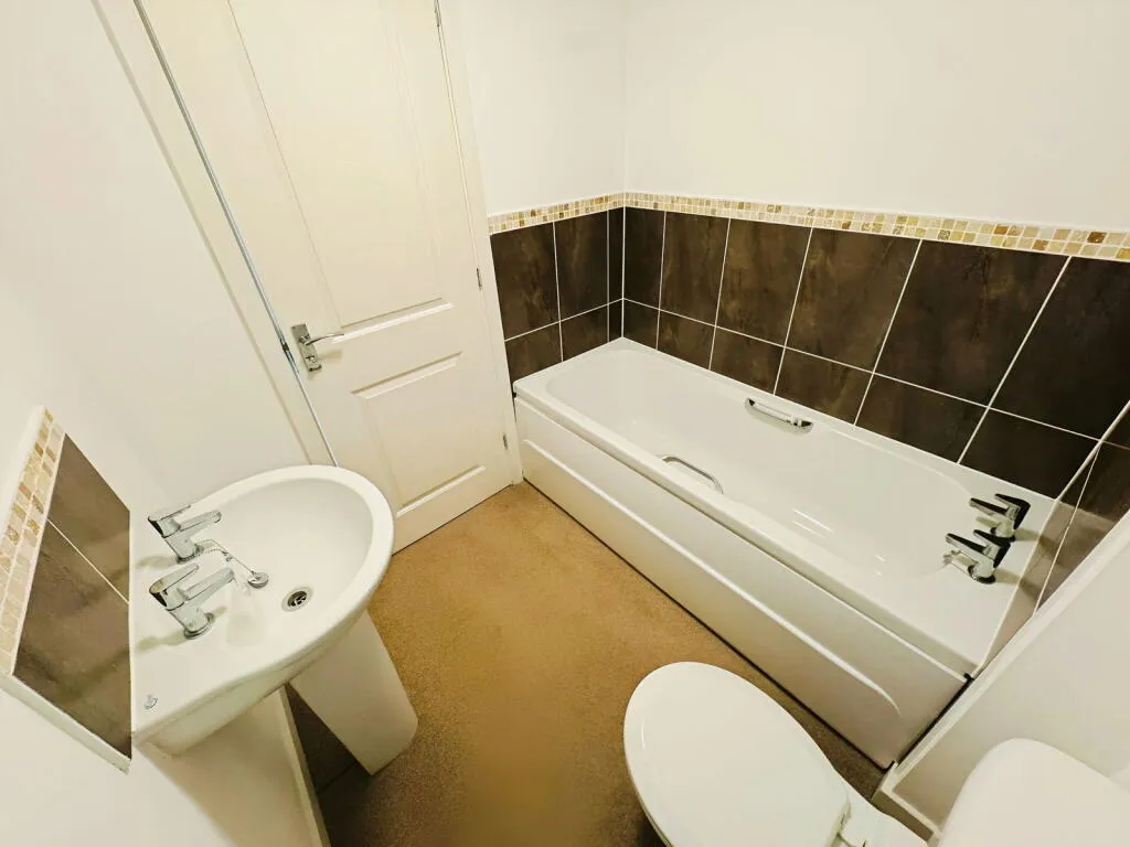 2 bed Terraced