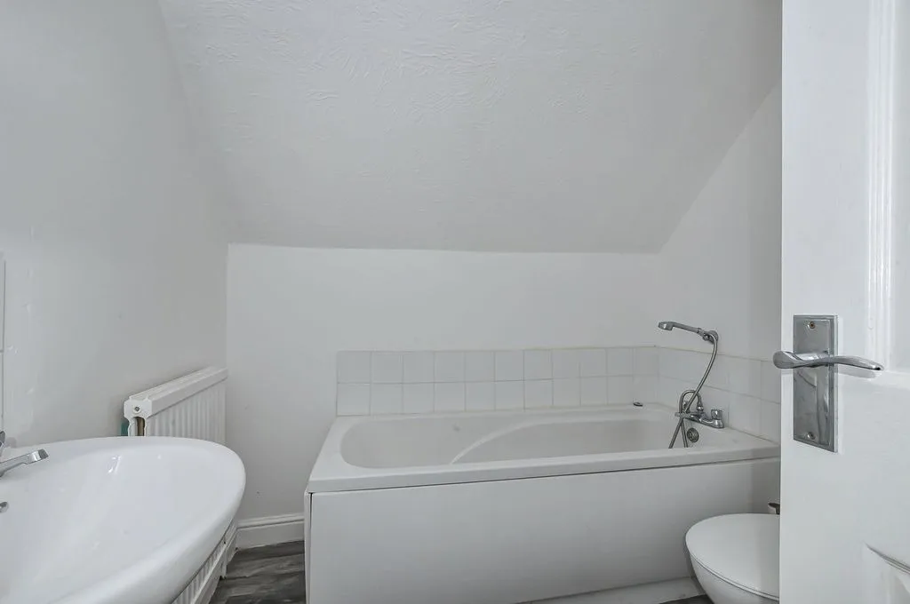 3 bed Terraced