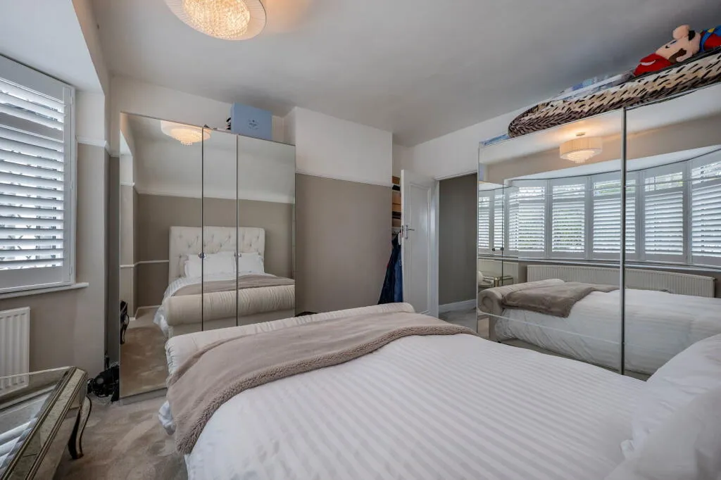 4 bed Semi-Detached
