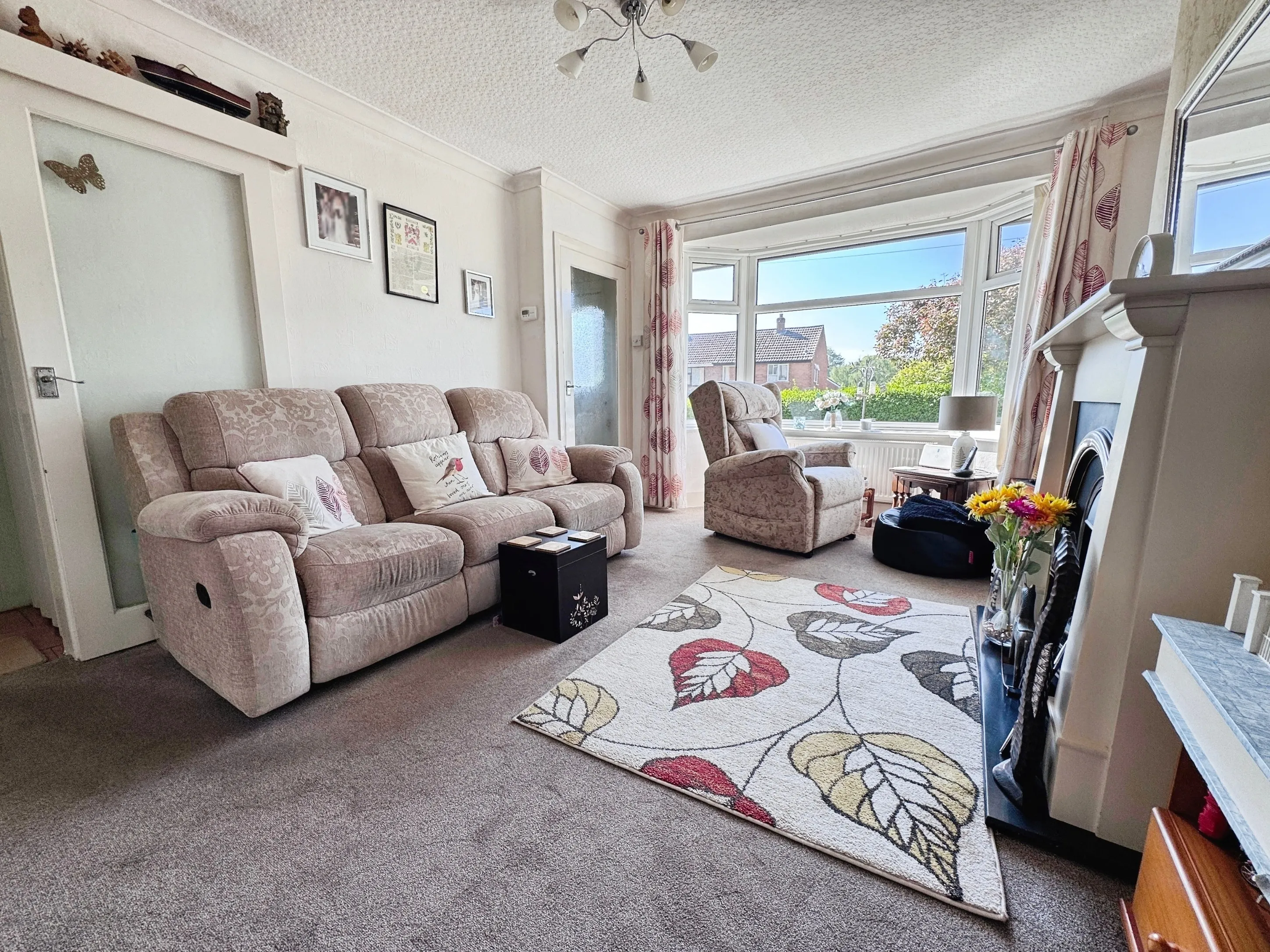 2 bed Semi-Detached