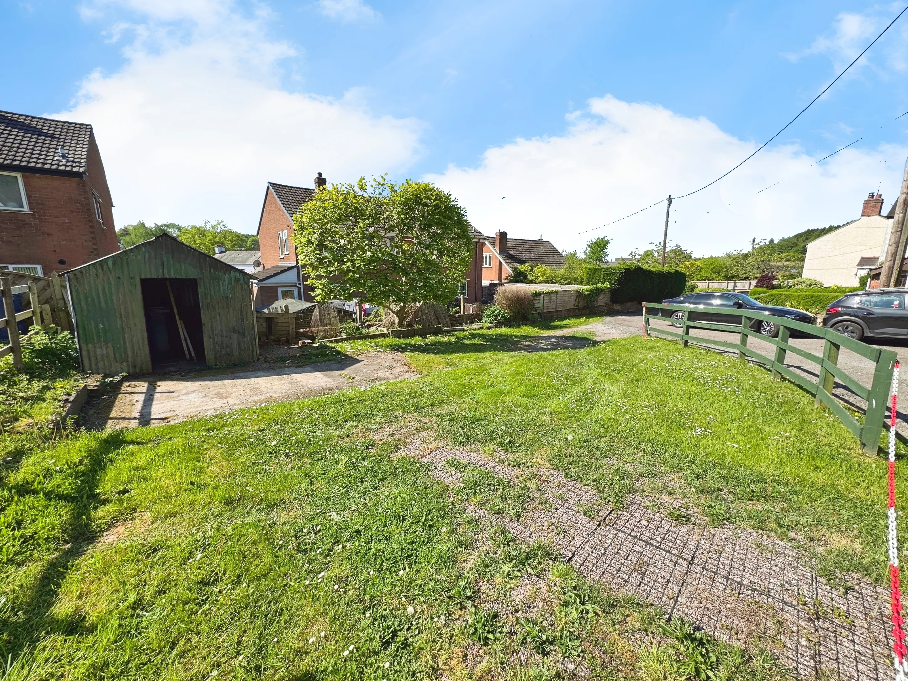 2 bed Semi-Detached