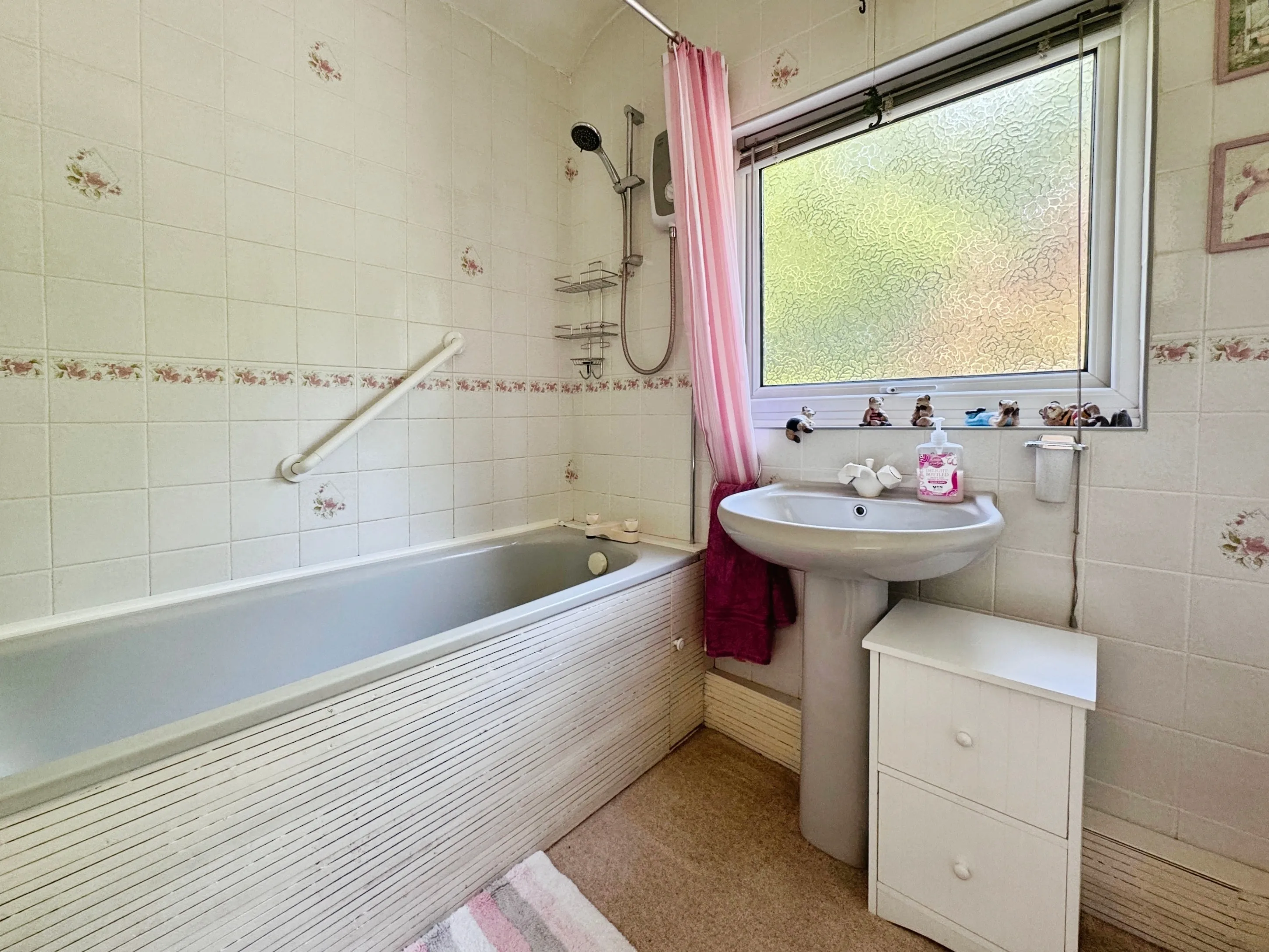 2 bed Semi-Detached