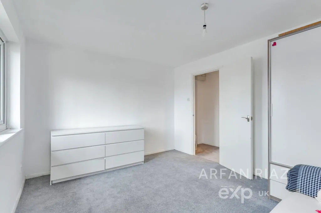 1 bed Apartment
