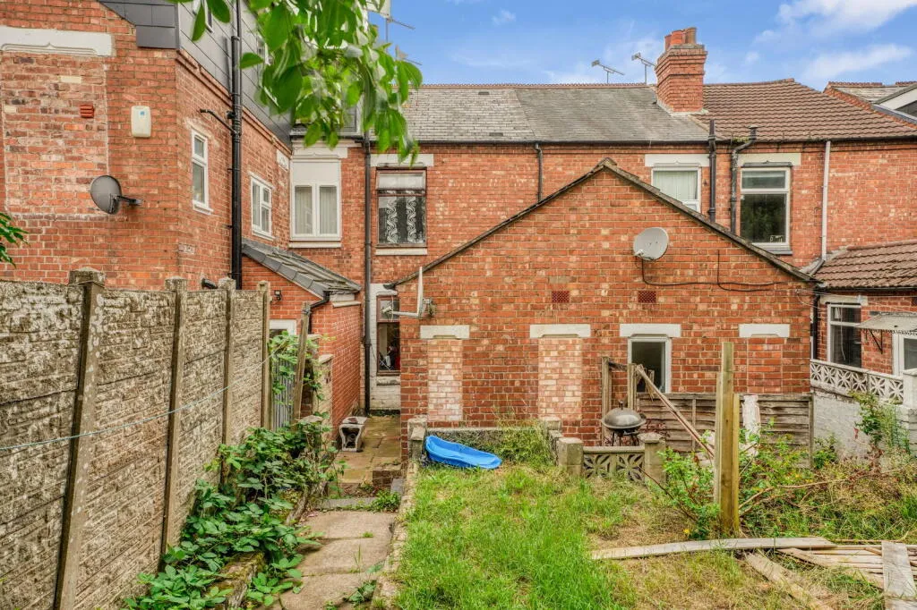 2 bed Terraced