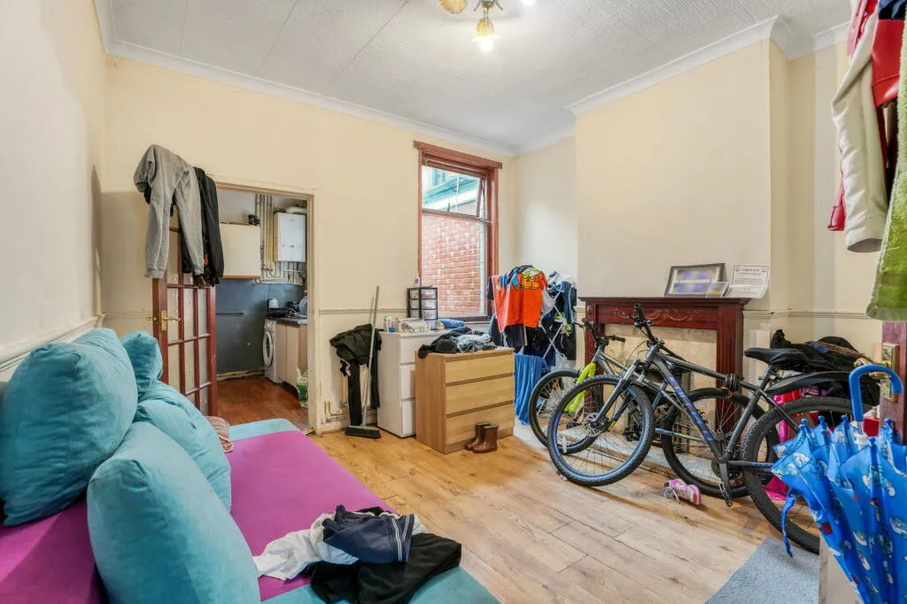 2 bed Terraced