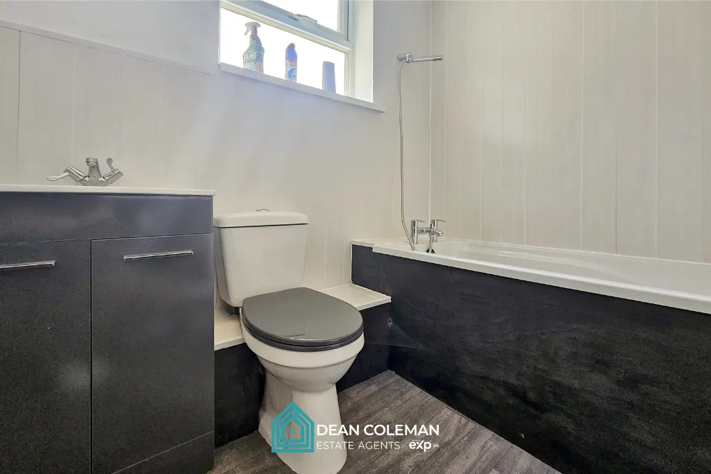 3 bed Terraced