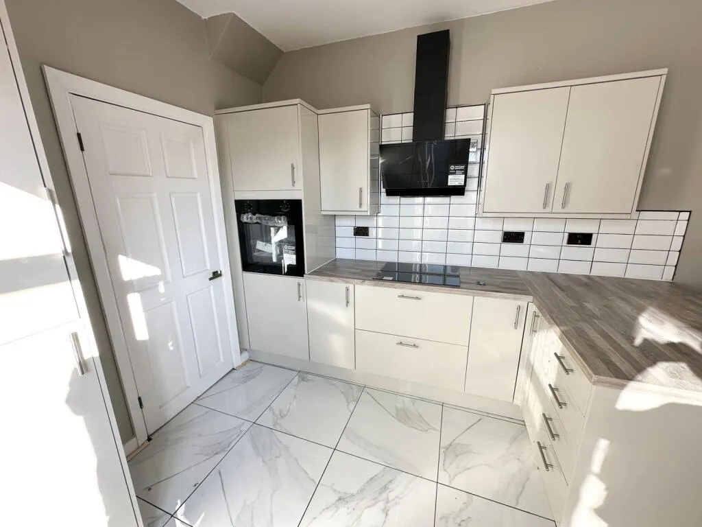4 bed Block of Apartments