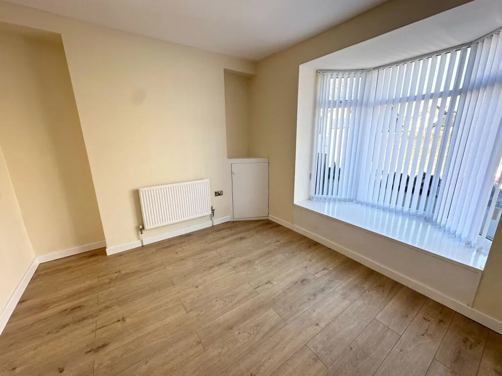 4 bed Block of Apartments