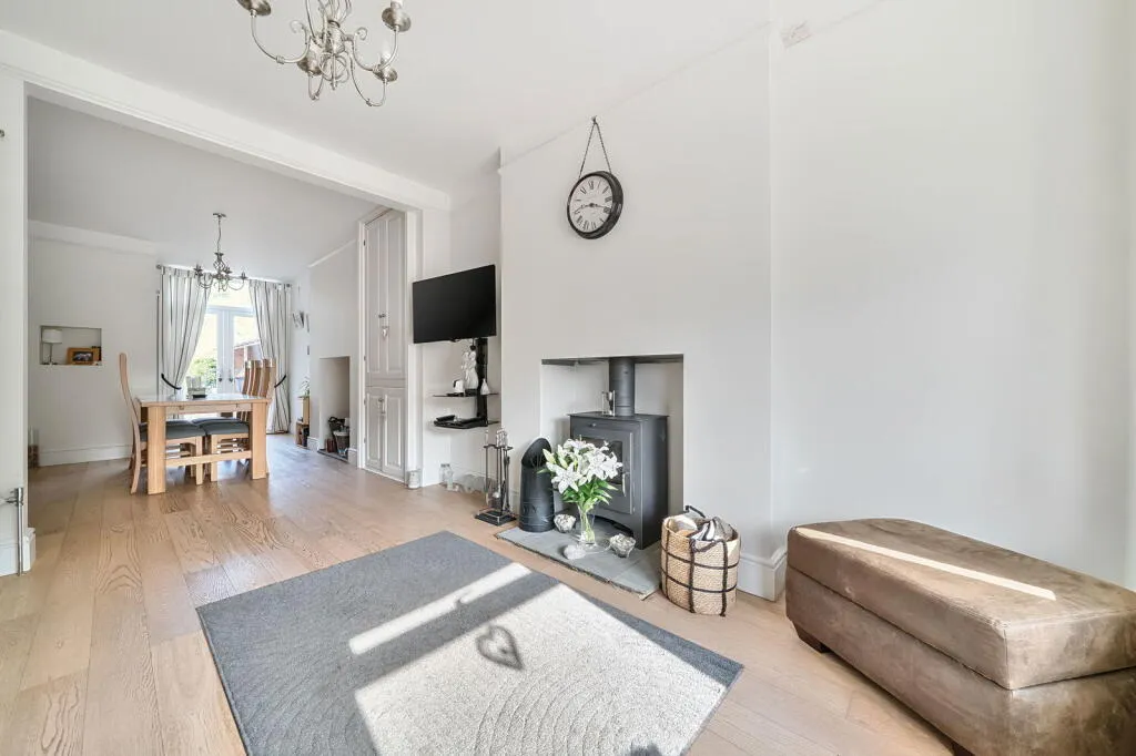 2 bed Semi-Detached