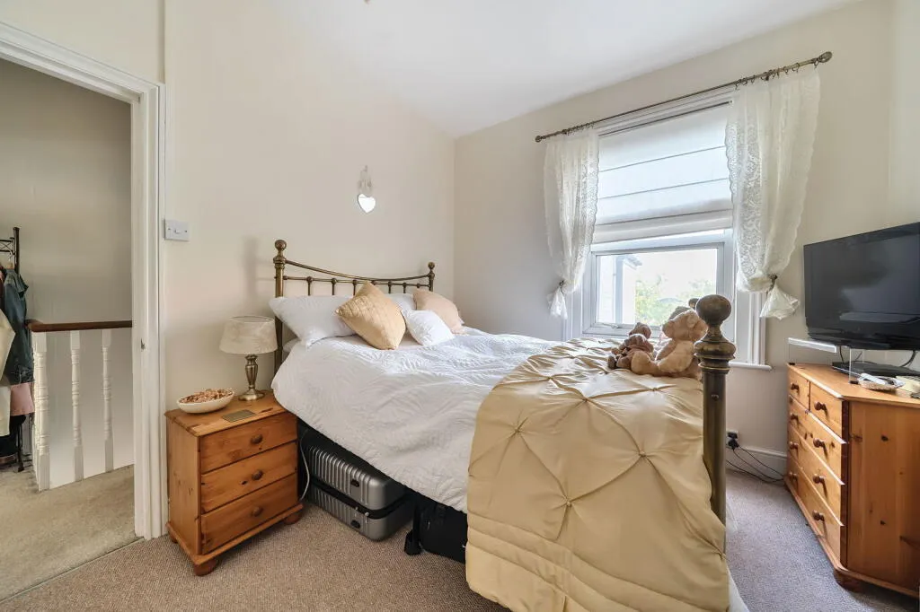2 bed Semi-Detached