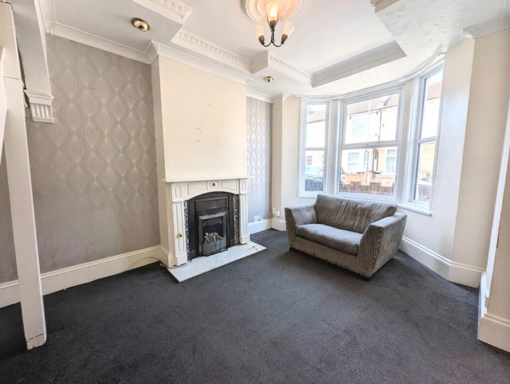 2 bed Terraced
