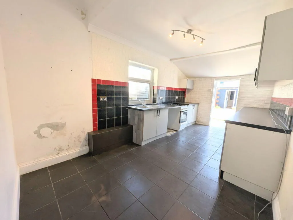 2 bed Terraced