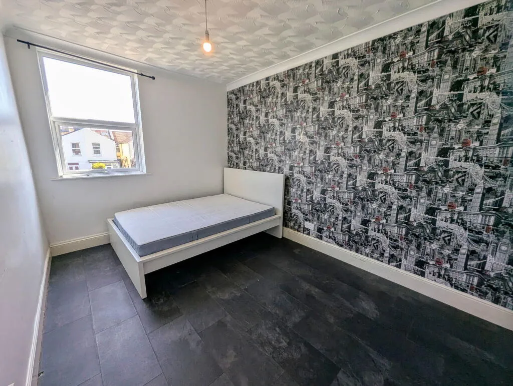 2 bed Terraced