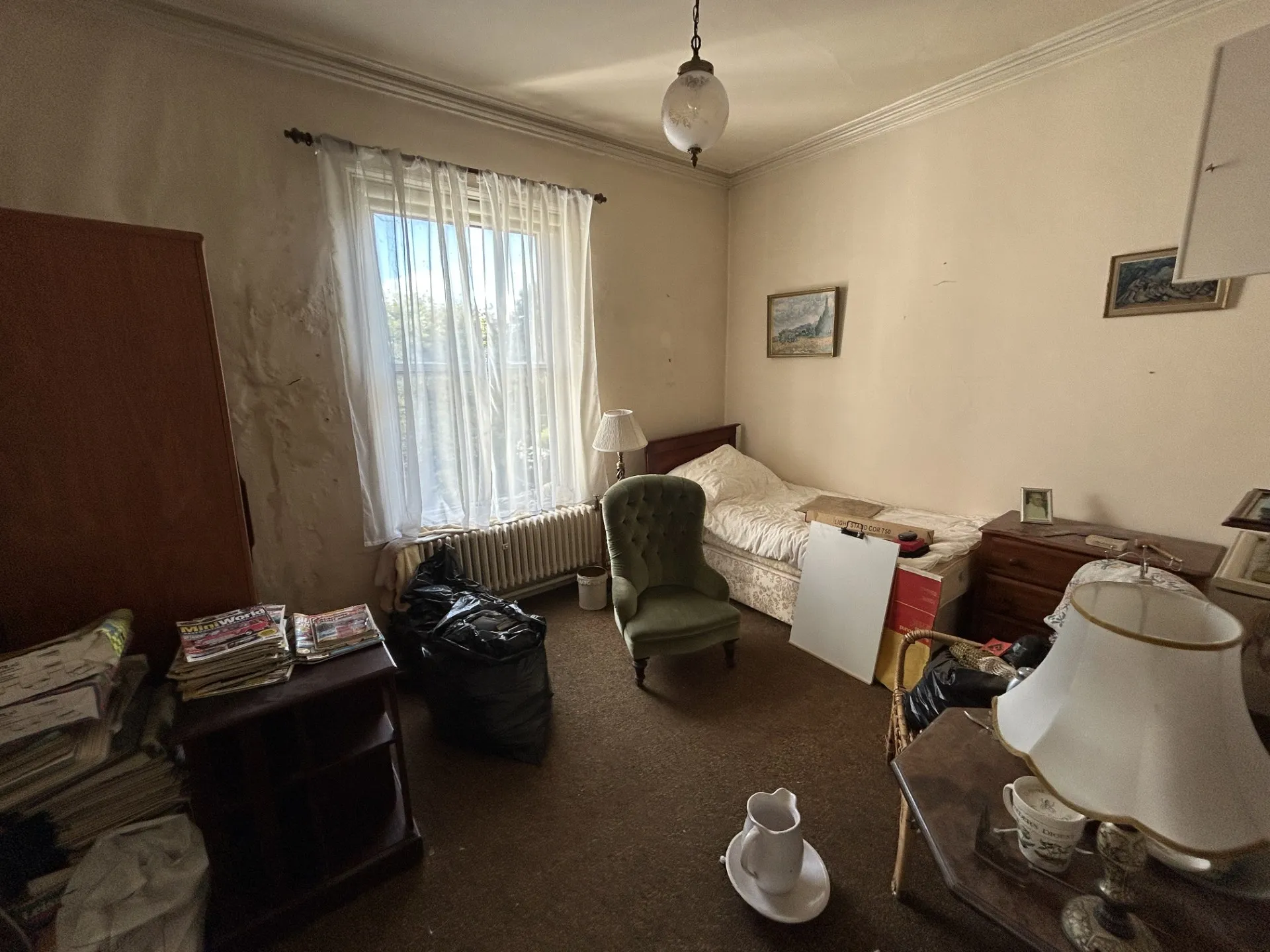 5 bed Detached