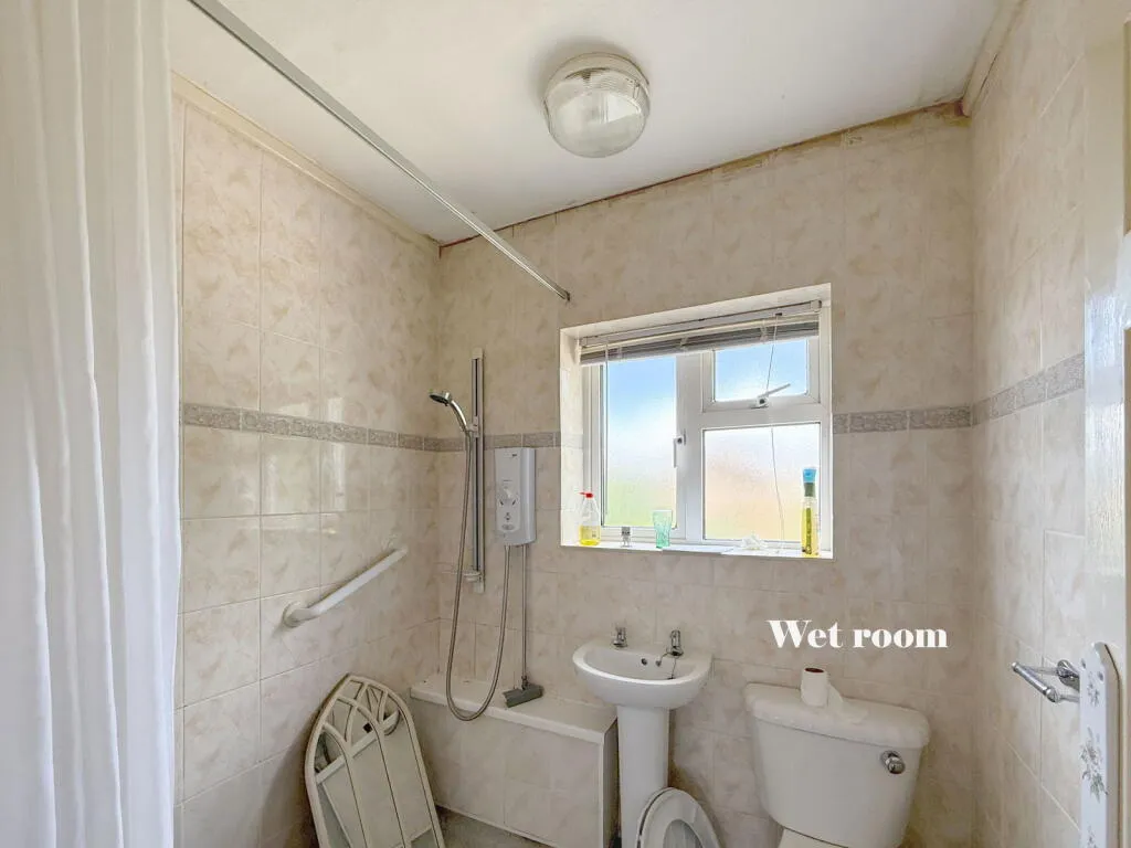 3 bed Semi-Detached