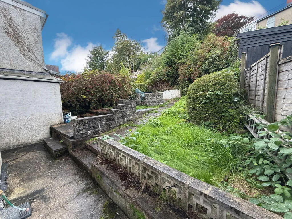 3 bed Semi-Detached