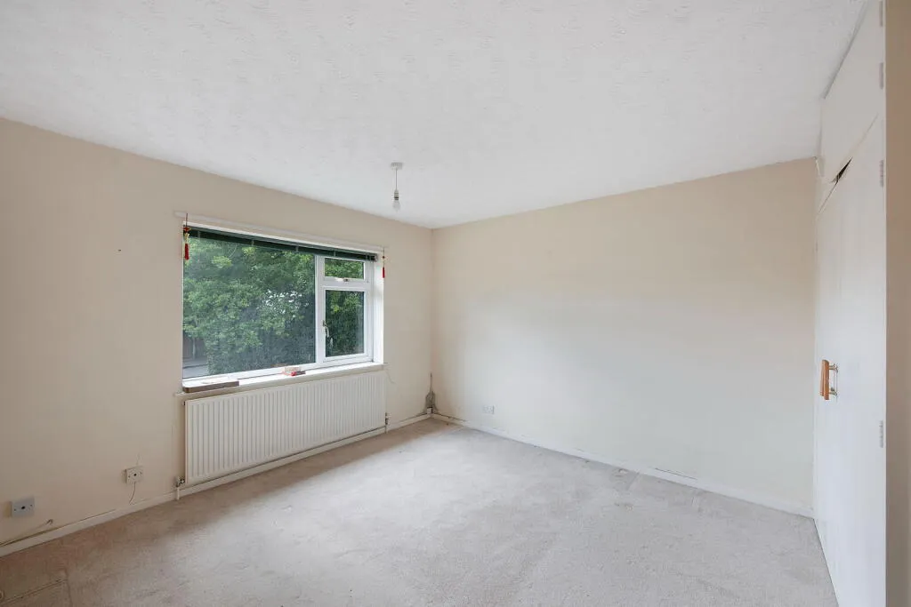 4 bed Detached
