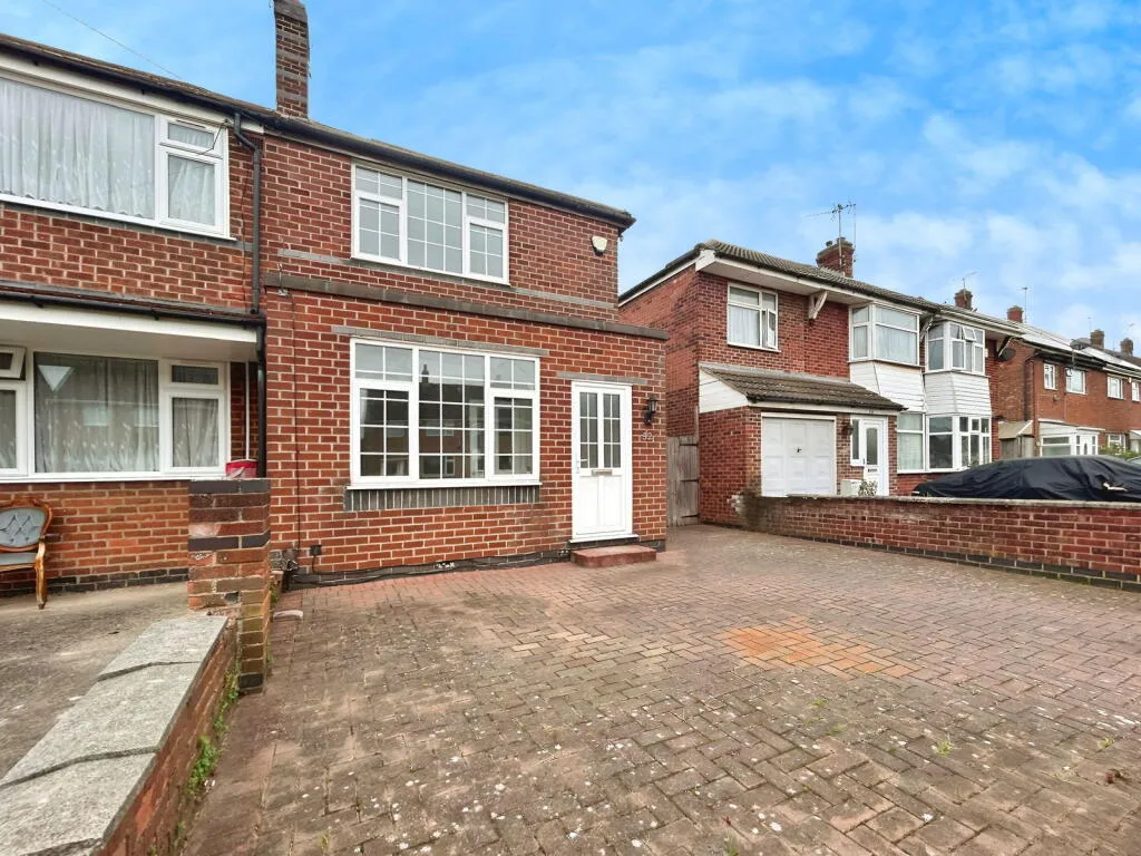 3 bed Semi-Detached
