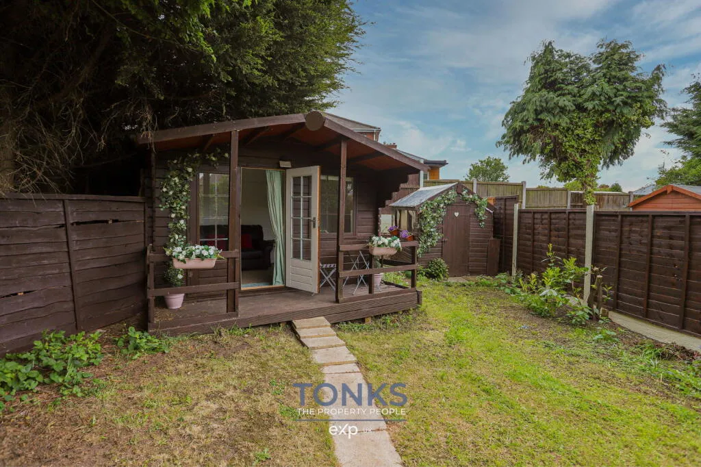 3 bed Semi-Detached