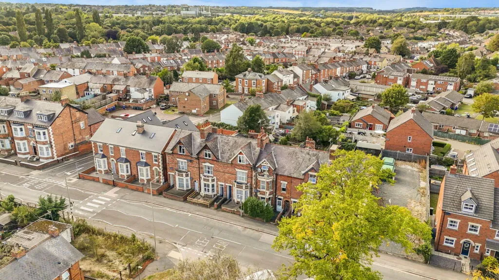 6 bed House of Multiple Occupation