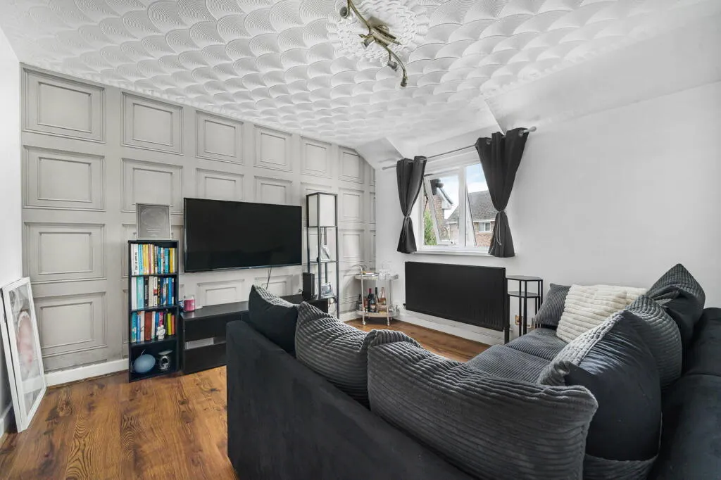 2 bed Apartment