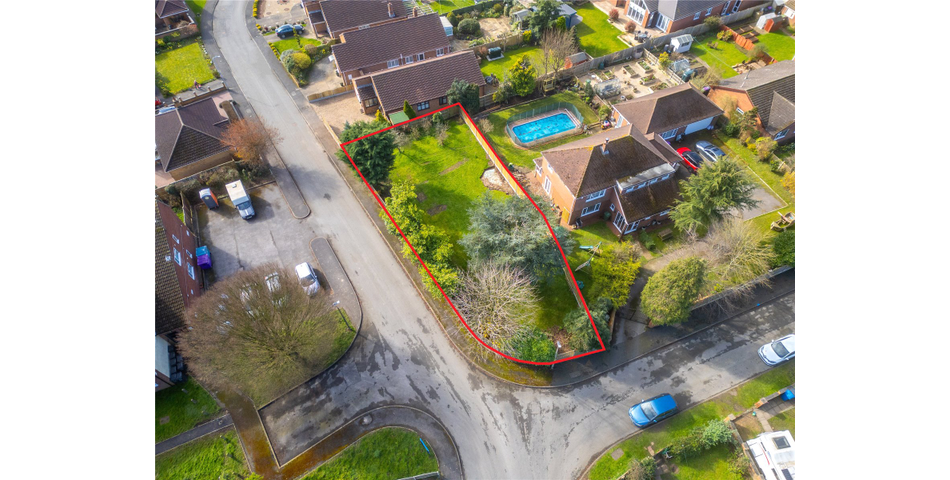 A great opportunity to acquire a single building plot on the edge of the quaint village of Marton. 