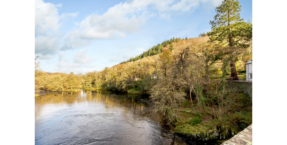 A rare opportunity to purchase a parcel of wooded riverbank with fishing rights on the River Conwy. 