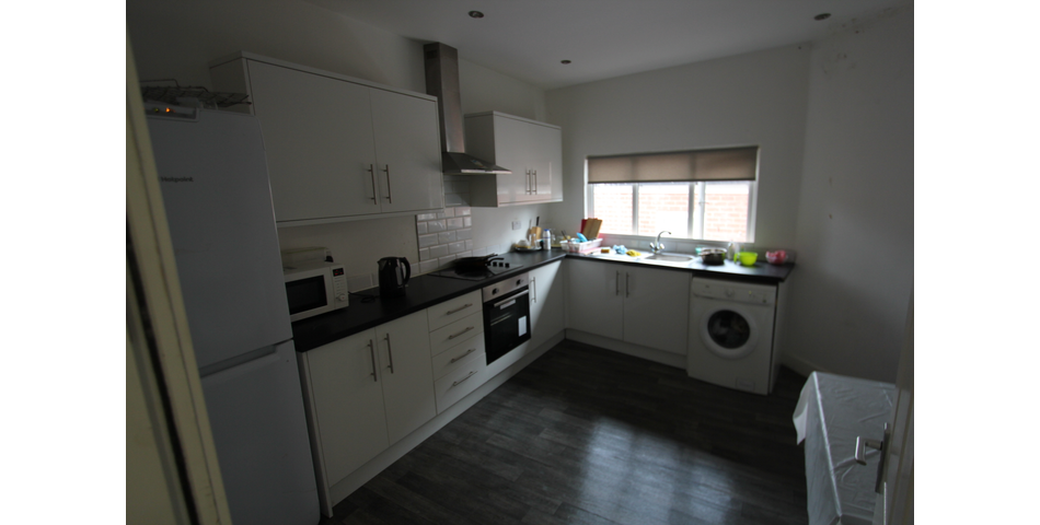 High yielding multi let residential investment opportunity with 100% occupancy, in an excellent location on the edge of Doncaster Town Centre and Doncaster Train Station.