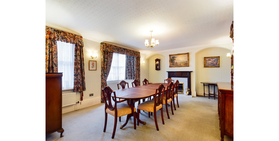 41 West Street, A Grade II Listed townhouse