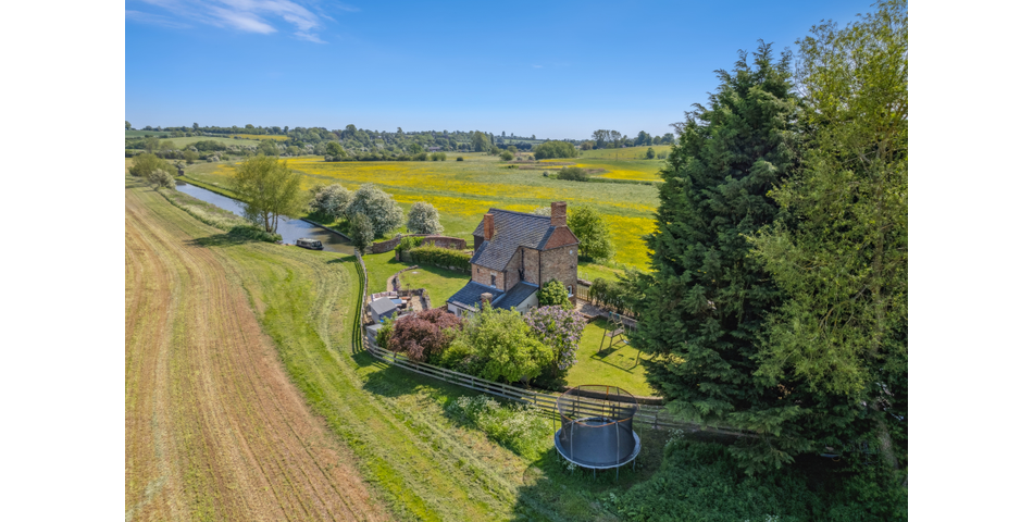 Deep Lock Cottage