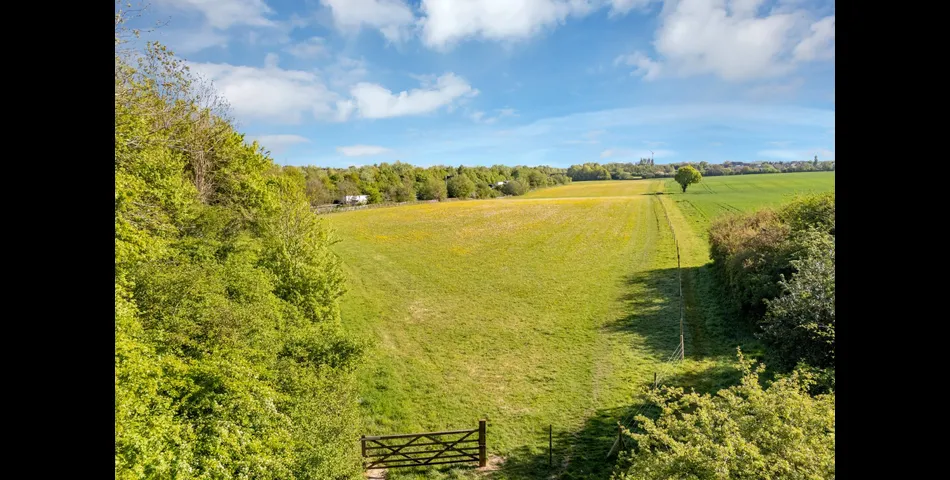 Land South of the A42