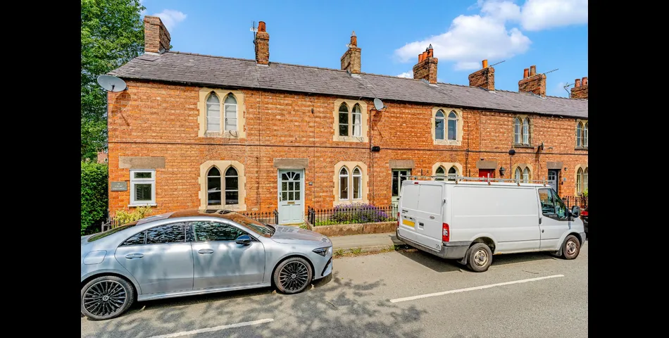17 Eaton Road