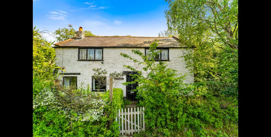19 & 21 Lightfoot Lane, Heswall, Wirral, Merseyside CH60 2TP