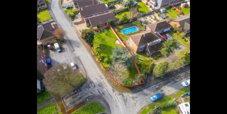 A great opportunity to acquire a single building plot on the edge of the quaint village of Marton. 