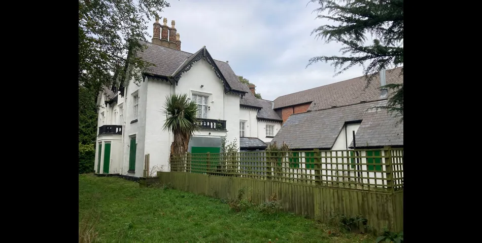 Edgeley House, Edgeley Road, Whitchurch, SY13 4NH