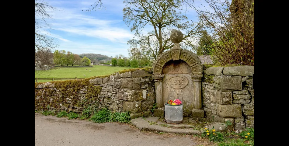 Stone's Barn