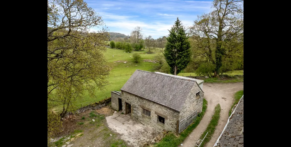 Stone's Barn