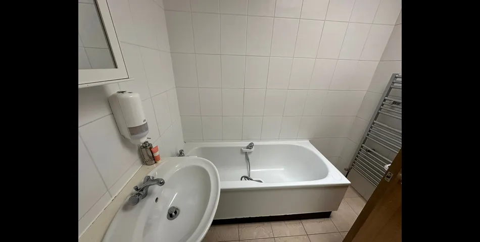 1st Floor Flat, 13 Racca Green, Knottingley, West Yorkshire, WF11 8AT