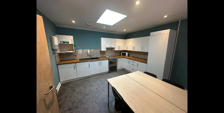 1st Floor Flat, 13 Racca Green, Knottingley, West Yorkshire, WF11 8AT