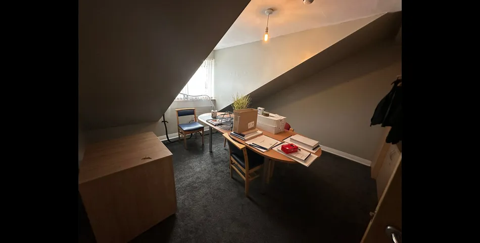1st Floor Flat, 13 Racca Green, Knottingley, West Yorkshire, WF11 8AT