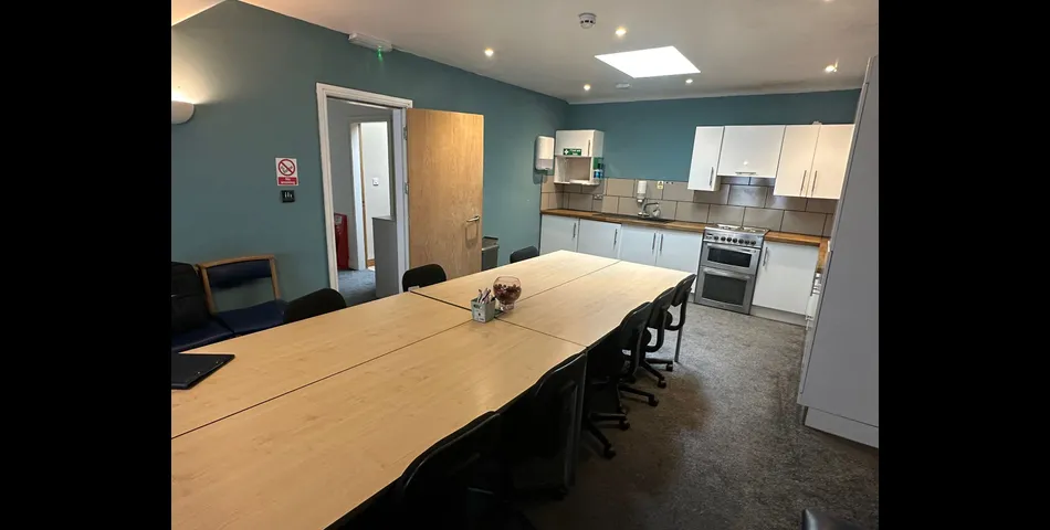 1st Floor Flat, 13 Racca Green, Knottingley, West Yorkshire, WF11 8AT