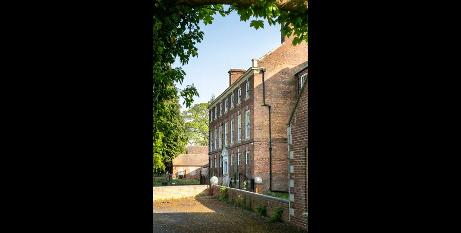 Lickhill Manor