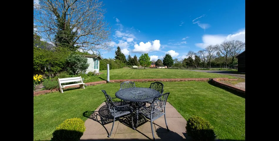 Detached single story barn conversion 